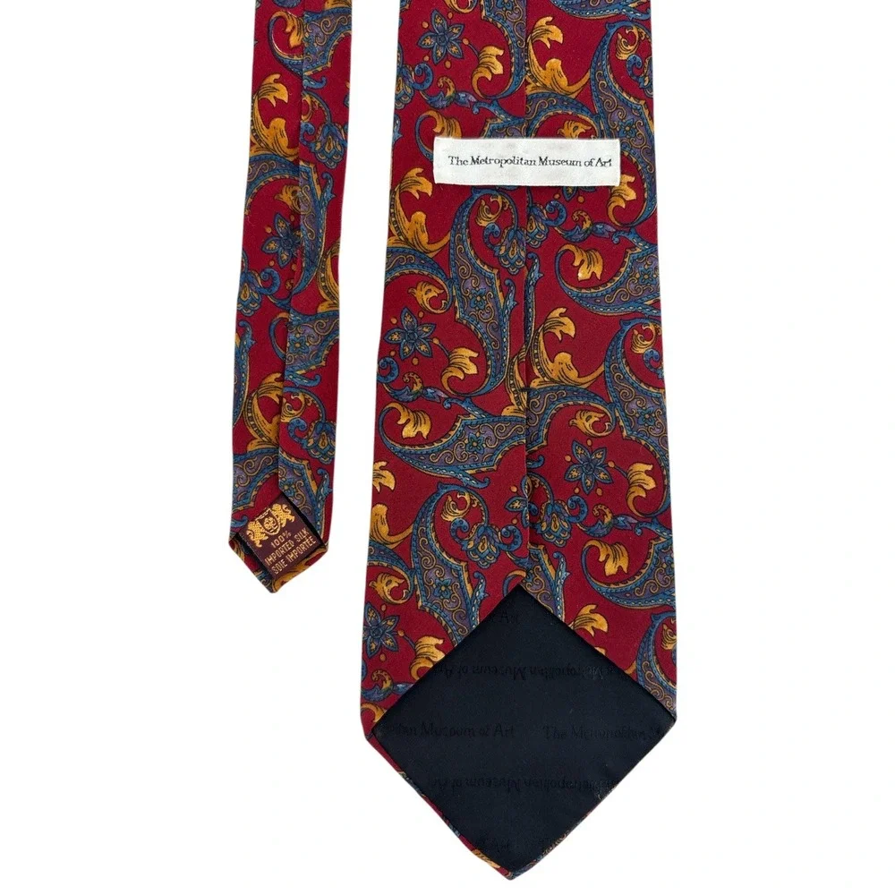 Metropolitan Museum of Art Silk Tie Italian Red Paisley Baroque 57